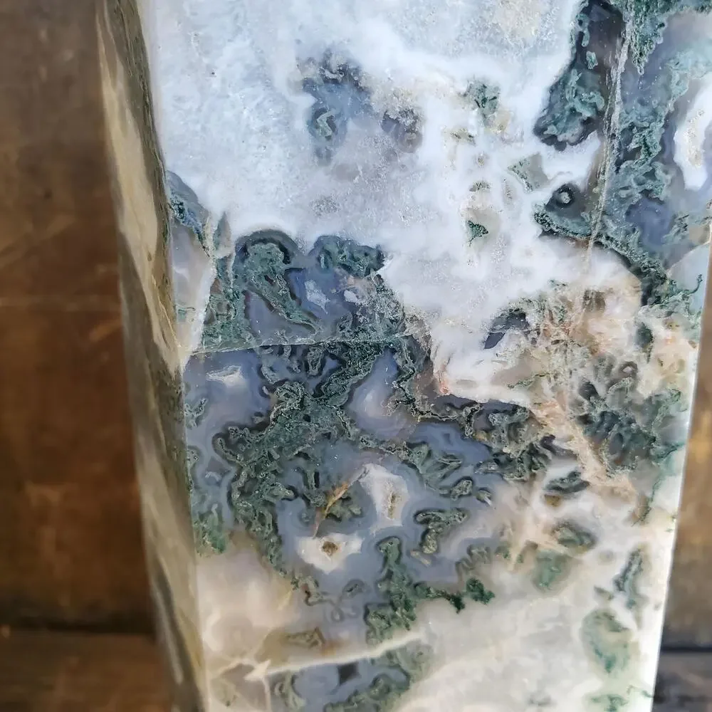 N/A druzy moss